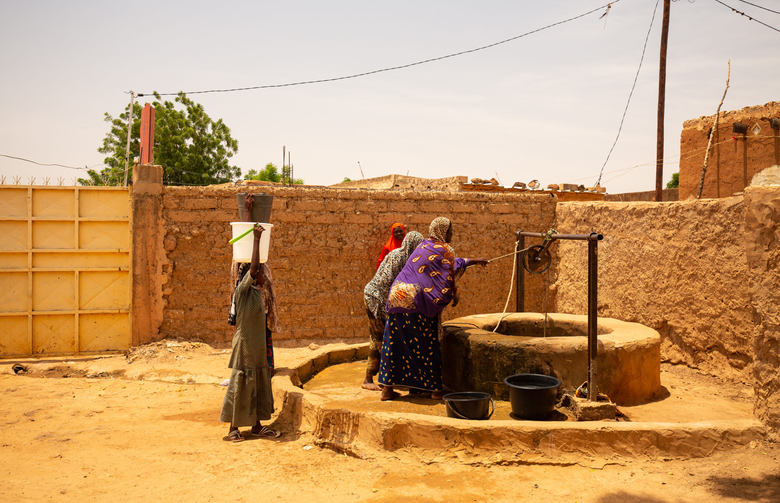 Niamey/niger,-,November,10,2019:,Women,In,Muslim,Dress,Taking